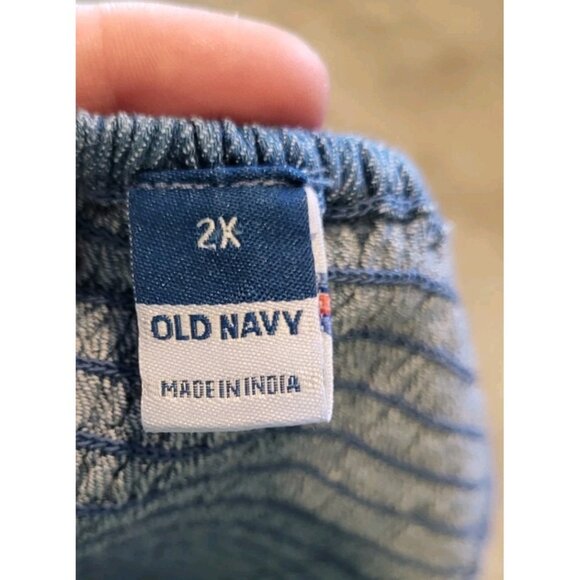 New Old Navy Lightweight Denim Sleeveless Minimalist Midi Dress Sz 2X - Picture 7 of 8